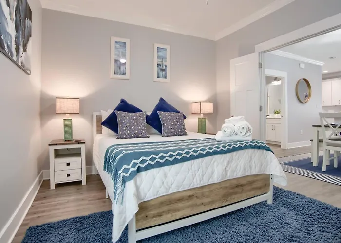 6026 Rookery 3 Deja Blue With 2 Pools *